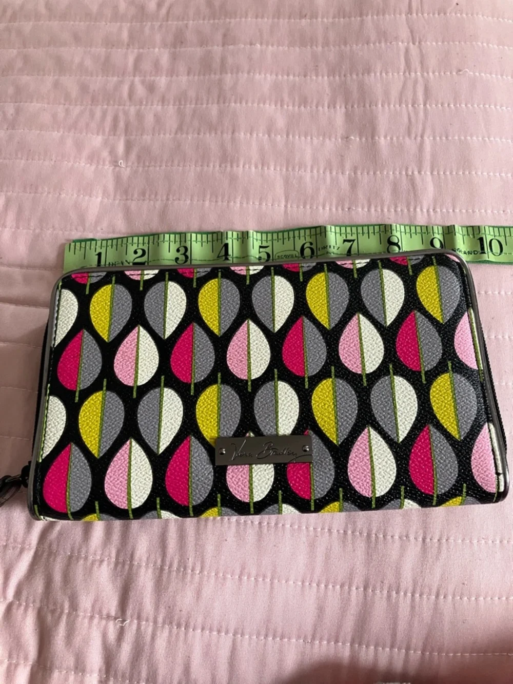 Vera. Bradley Moon Drop Leaves accordion large zip wallet vegan wrist strap EUC